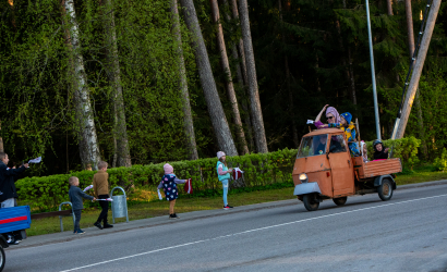 Kurbulē uz upi. Foto: Aija Valtmane144