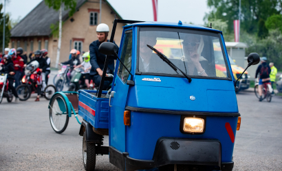 Brauciens uz upi. Foto: Aija Valtmane85