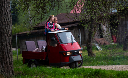 Brauciens uz upi. Foto: Aija Valtmane98