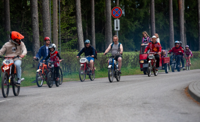 Brauciens uz upi. Foto: Aija Valtmane101