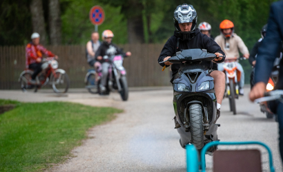 Brauciens uz upi. Foto: Aija Valtmane107